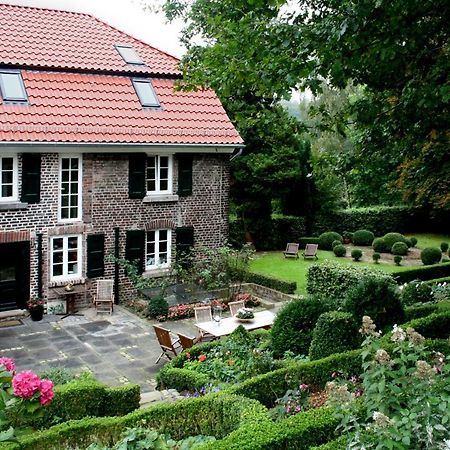 Landhaus In Idyllischer, Ruhiger Lage Und Flughafennaehe Ратинген Экстерьер фото